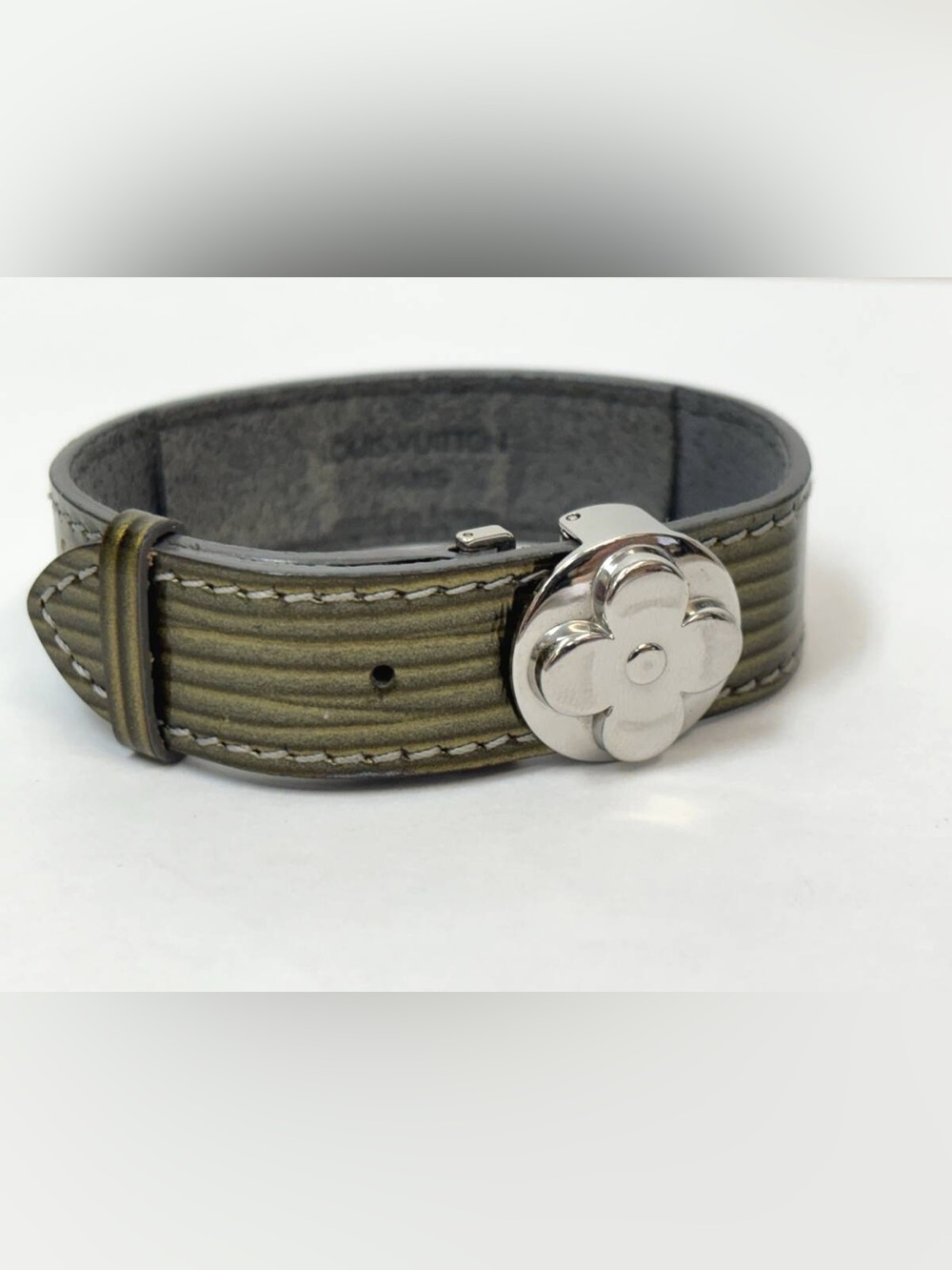 Louis Vuitton Cyber Epi Olive Green Leather Bracelet with Silver SN0999